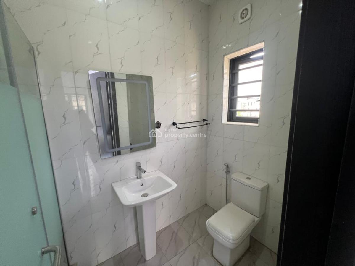 Brand New 2 Bedroom Apartment*, Ologolo, Lekki, Lagos, Flat / Apartment for Sale