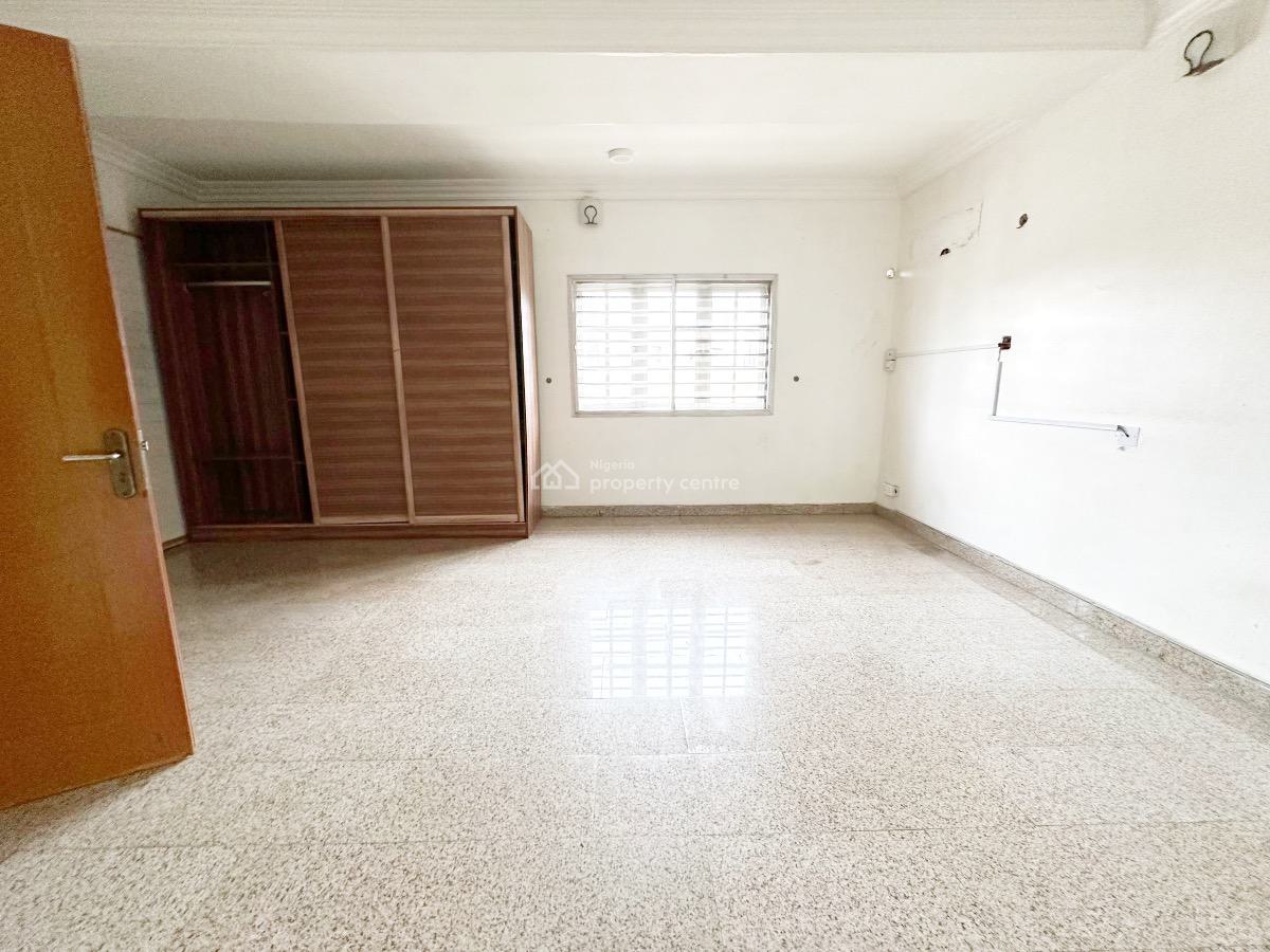 Luxury 5 Bedroom Terrace Duplex with Bq, Gra Phase 1, Magodo, Lagos, Terraced Duplex for Rent