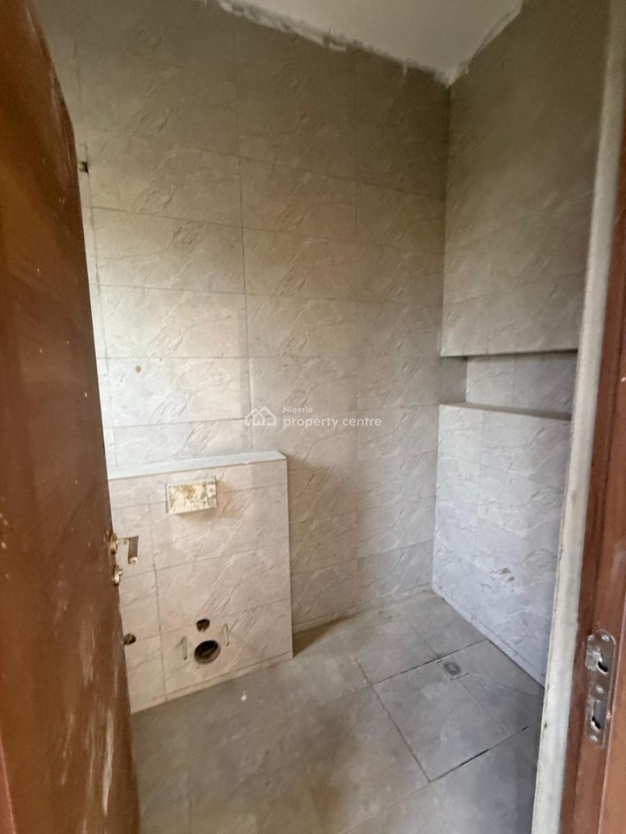 5 Bedroom with a Room Bq, By Aduvie  School Behind Living Faith Church, Jahi, Abuja, Detached Duplex for Rent