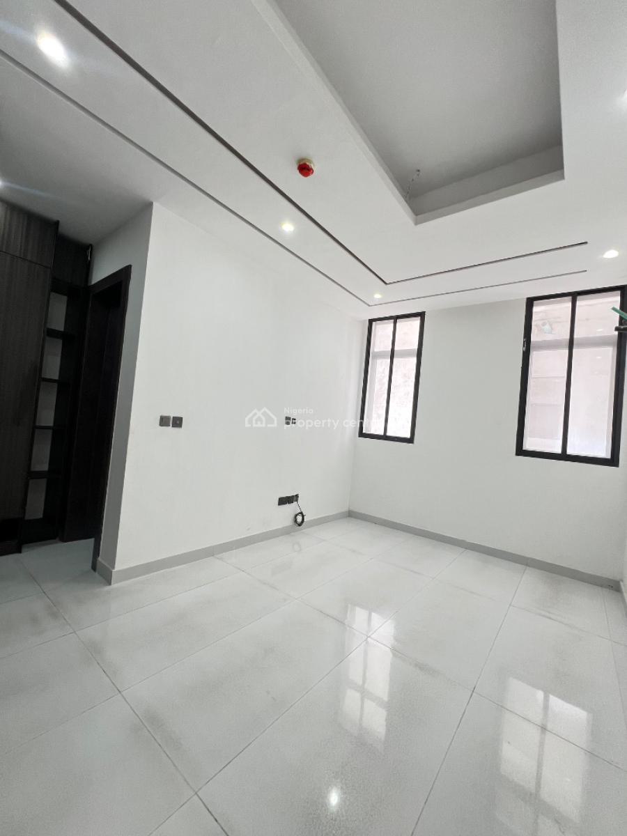 2 Bedroom Luxury Apartments in Lekki Phase1, Lekki Phase 1, Lekki, Lagos, Block of Flats for Sale