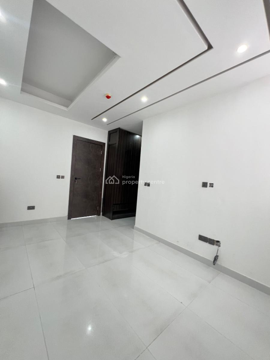 2 Bedroom Luxury Apartments in Lekki Phase1, Lekki Phase 1, Lekki, Lagos, Block of Flats for Sale