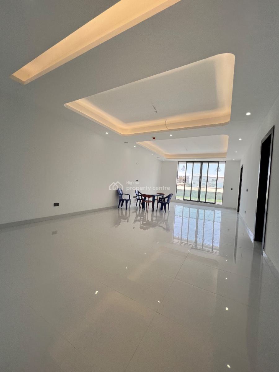 2 Bedroom Luxury Apartments in Lekki Phase1, Lekki Phase 1, Lekki, Lagos, Block of Flats for Sale