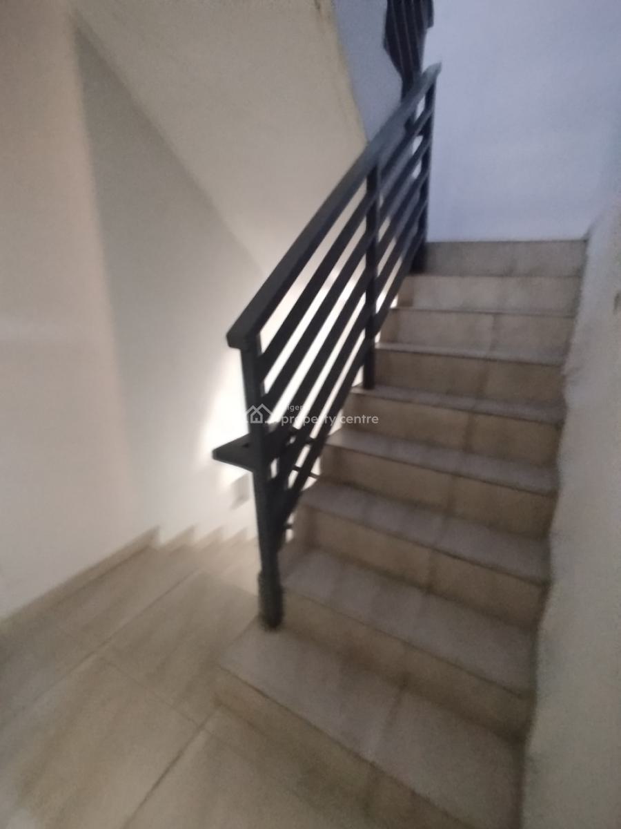 Newly Built 2 Bedrooms with Open Plan Kitchen, Upstairs, Itedo Estate, Lekki Phase 1, Lekki, Lagos, Flat / Apartment for Rent