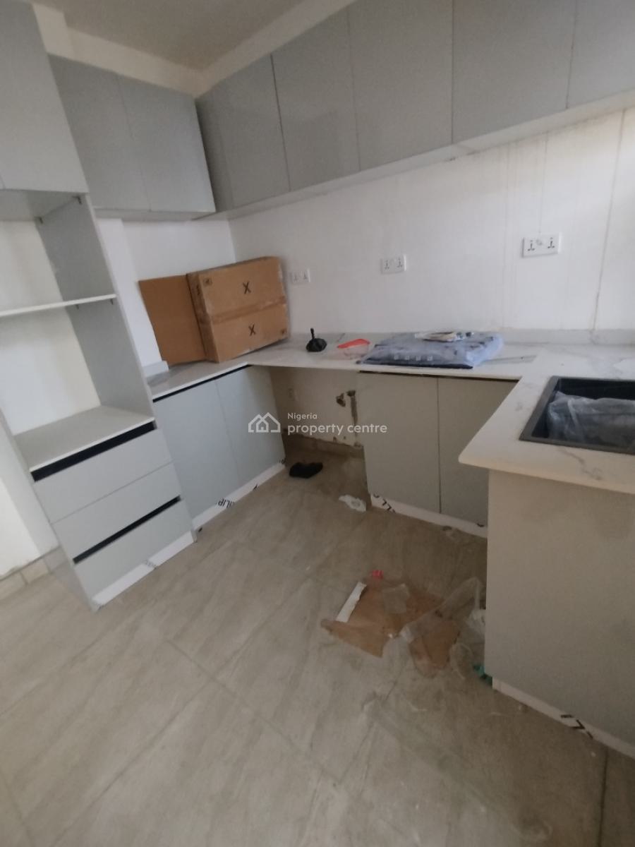 Newly Built 2 Bedrooms with Open Plan Kitchen, Upstairs, Itedo Estate, Lekki Phase 1, Lekki, Lagos, Flat / Apartment for Rent