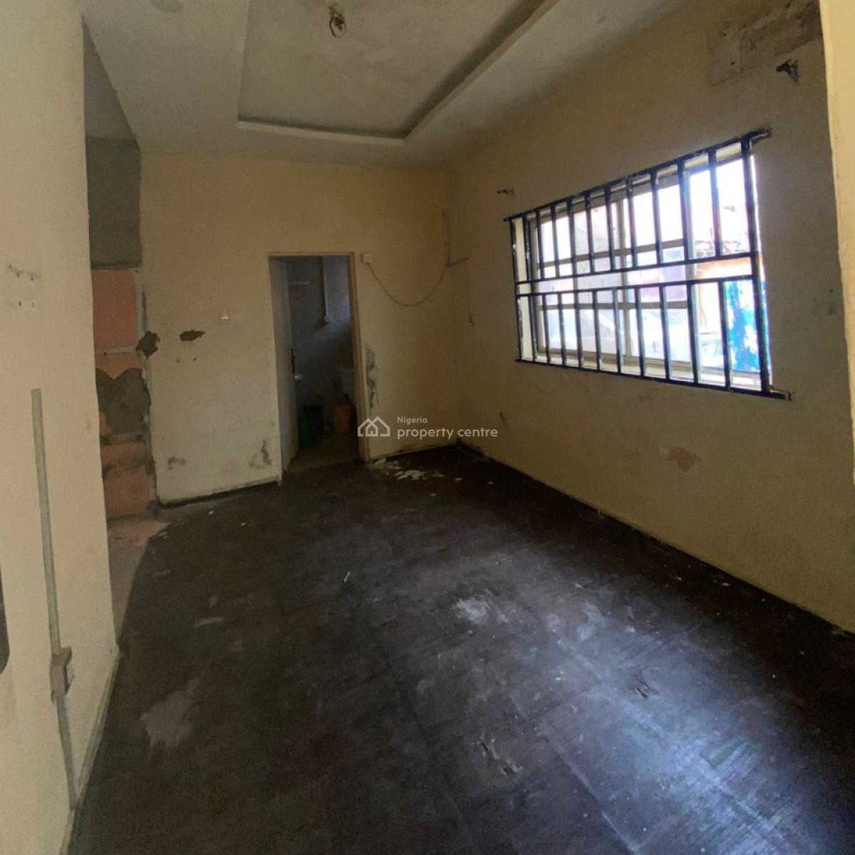 Spacious 1 Bedroom (room and Parlour), 2nd Avenue, Gwarinpa, Abuja, Mini Flat (room and Parlour) for Rent