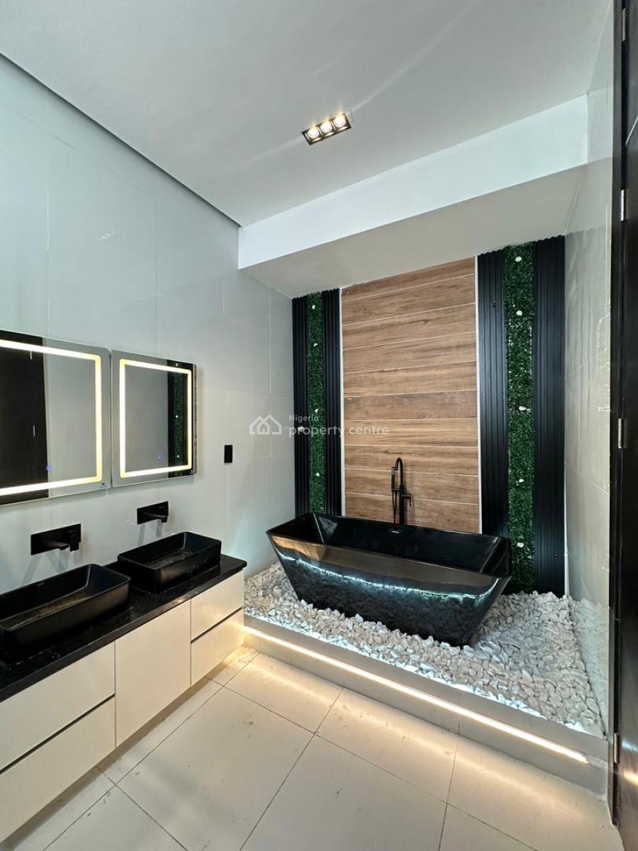 Spacious 6 Bedroom Fully Detached Duplex with Bq, Cinema, Chevron, Lekki, Lagos, Detached Duplex for Sale