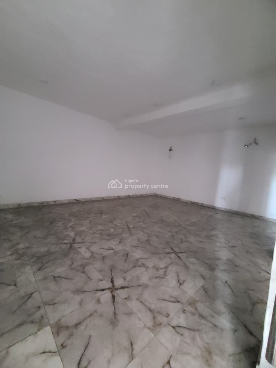 Spacious and Standard Shop, New Road Bus Stop, Chevron, Lekki, Lagos, Shop for Rent