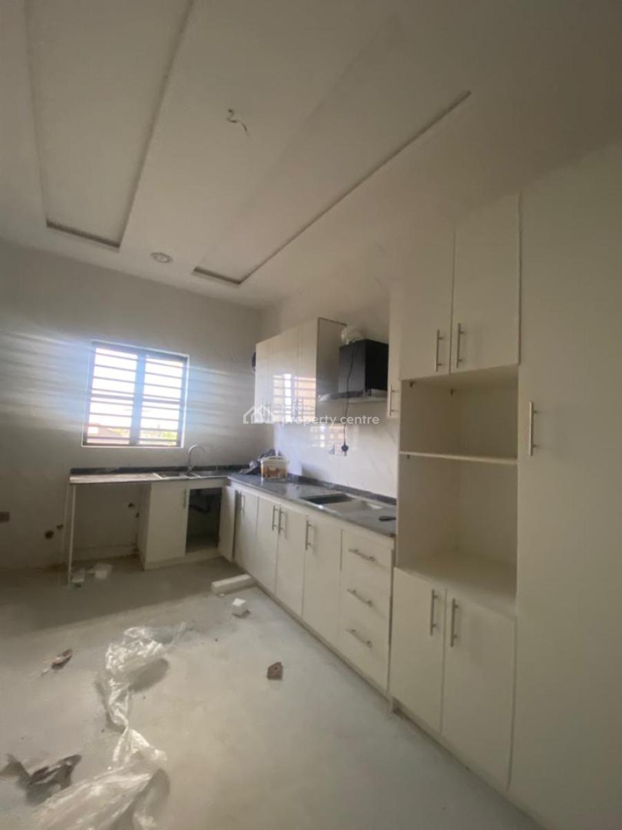 Massive 2 Bedroom Flat, Blenco Supermarket, Sangotedo, Ajah, Lagos, Flat / Apartment for Rent