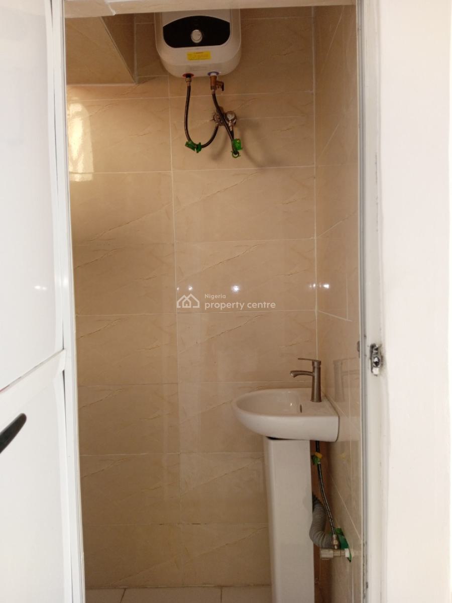 Lekki Phase One 2 Bedroom Penthouse, Lekki Proper, Lekki Phase 1, Lekki, Lagos, House for Rent