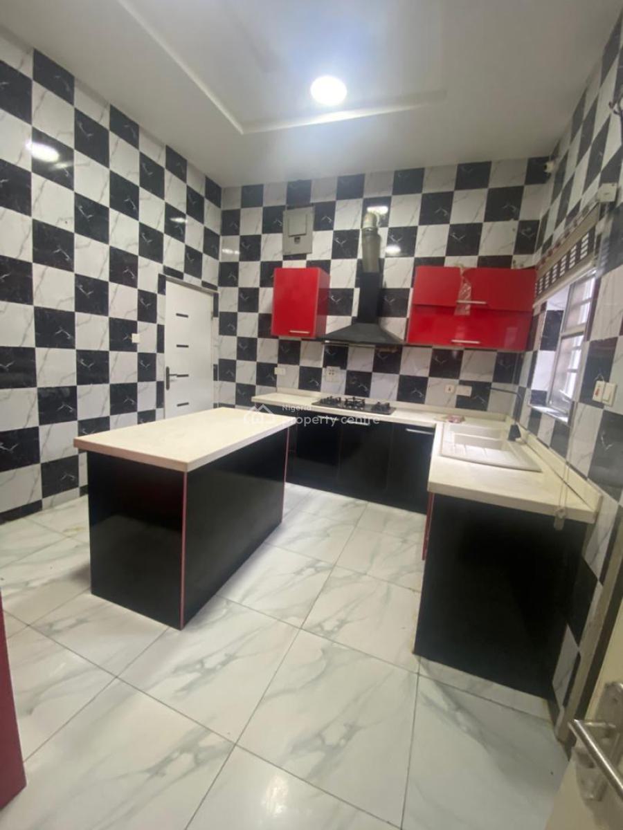 Distress of 4 Bedroom, Osapa London, Osapa, Lekki, Lagos, Detached Duplex for Sale