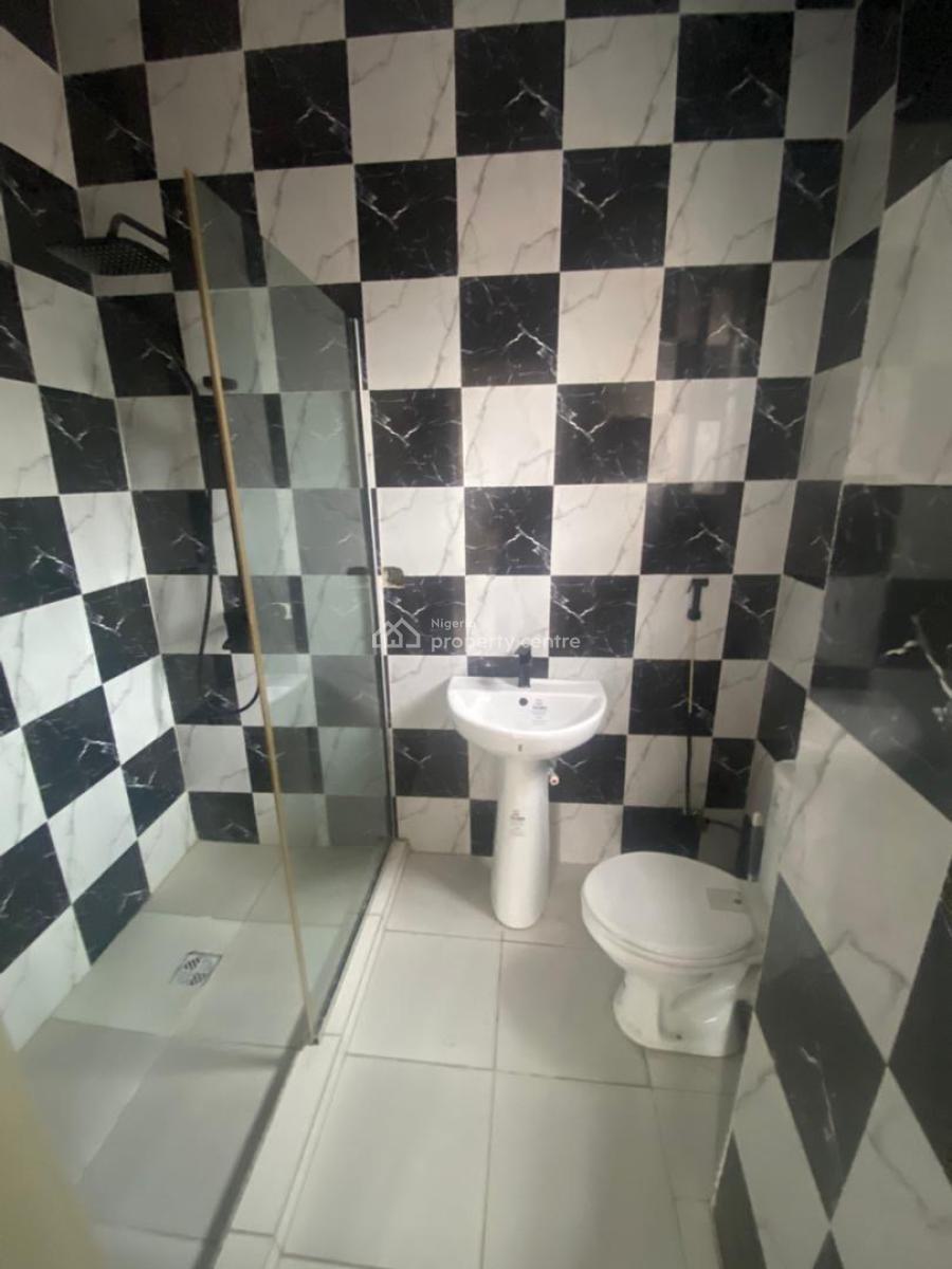 Distress of 4 Bedroom, Osapa London, Osapa, Lekki, Lagos, Detached Duplex for Sale