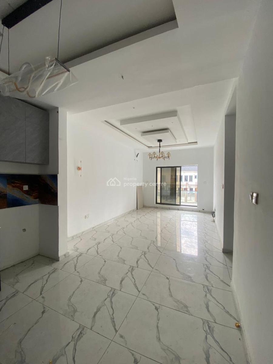 Lovely 2bedroom Apartment in a Secure Estate, Ologolo, Lekki, Lagos, Flat / Apartment for Sale