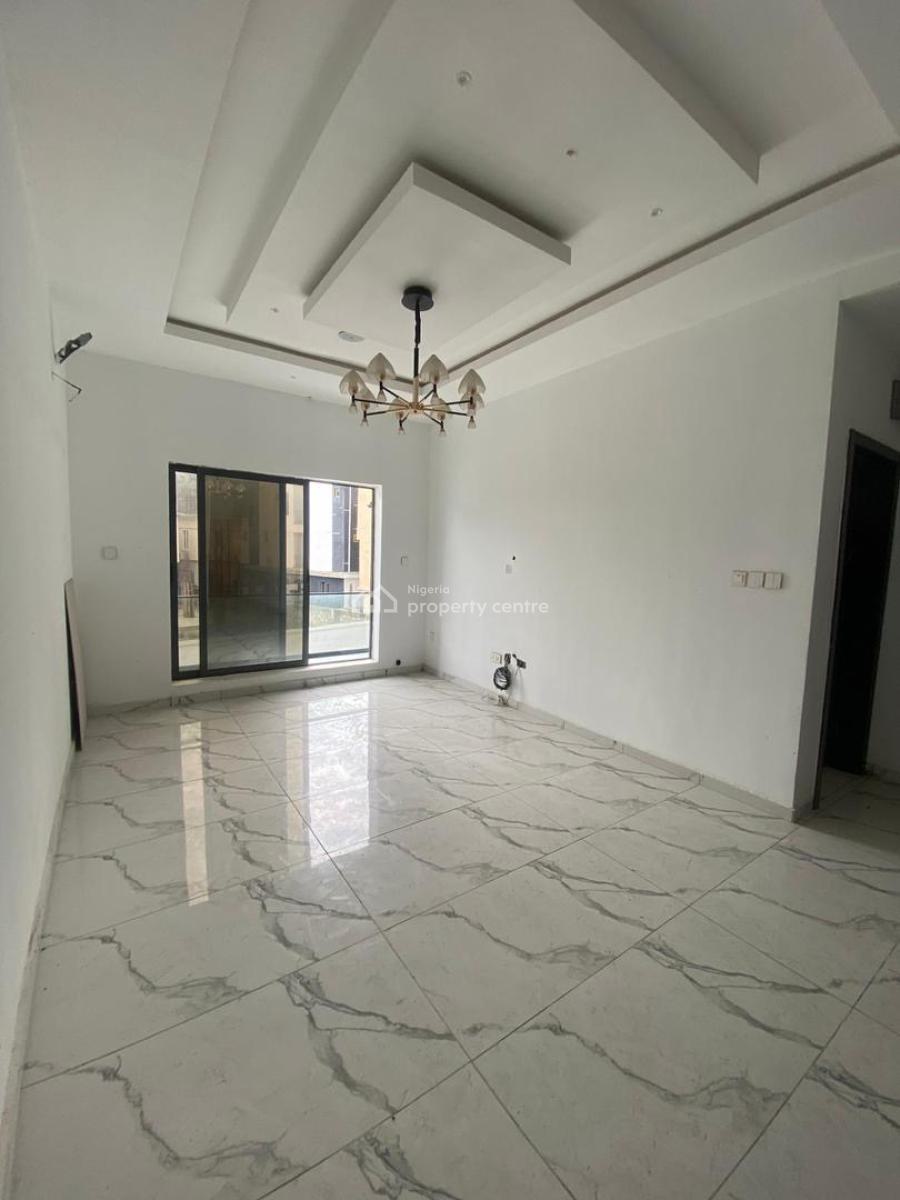 Lovely 2bedroom Apartment in a Secure Estate, Ologolo, Lekki, Lagos, Flat / Apartment for Sale