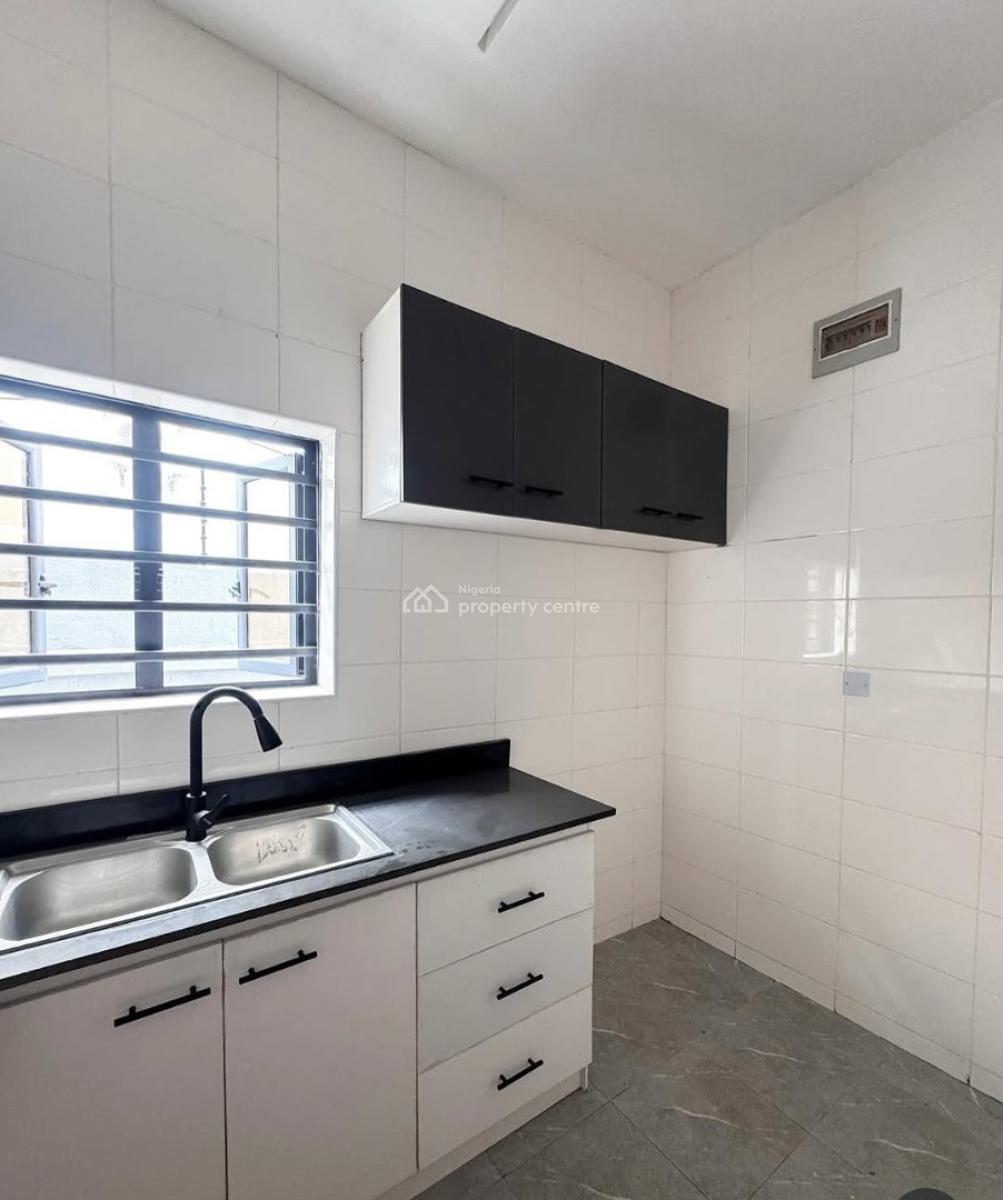 2 Bedroom Apartment, Ologolo, Lekki, Lagos, Flat / Apartment for Rent