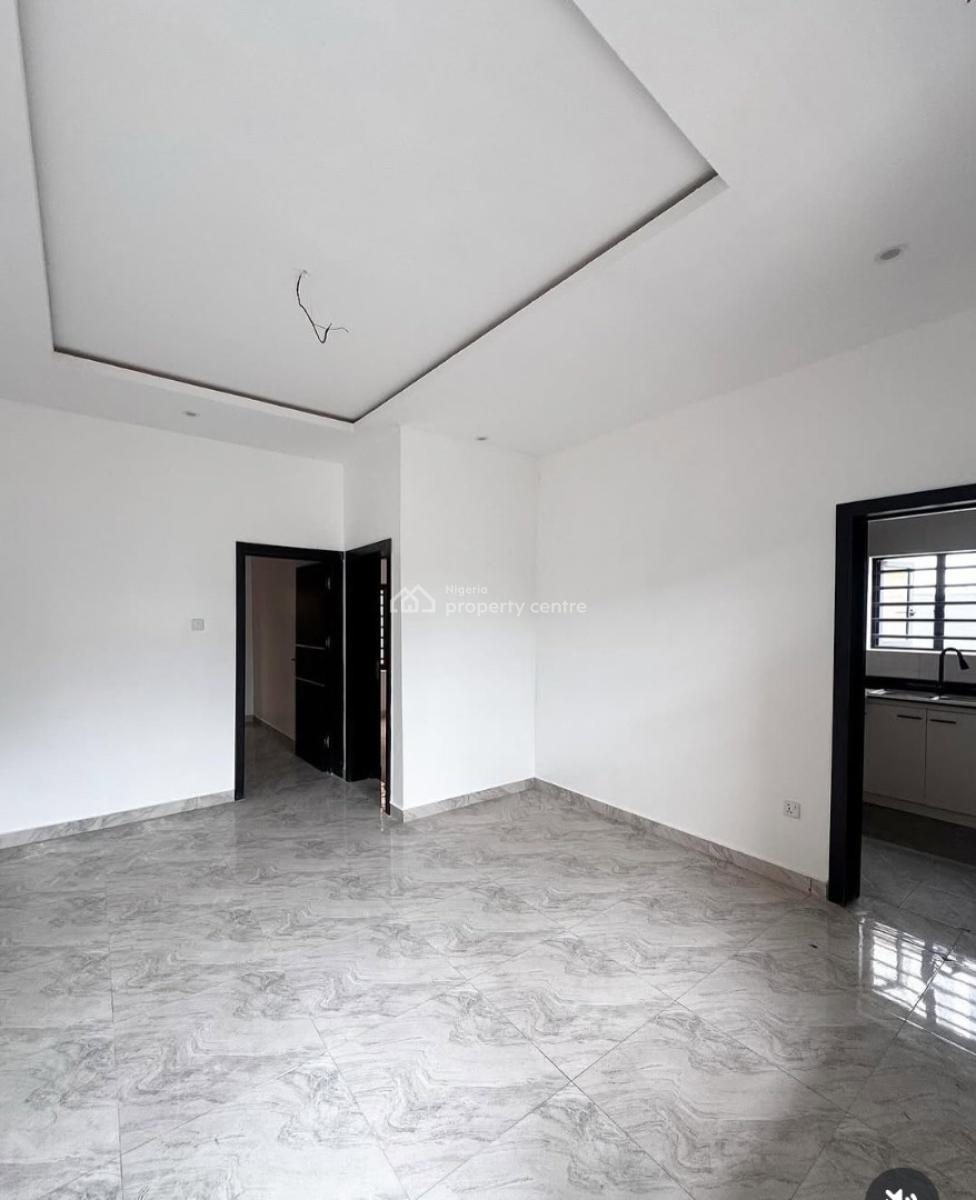 2 Bedroom Apartment, Ologolo, Lekki, Lagos, Flat / Apartment for Rent