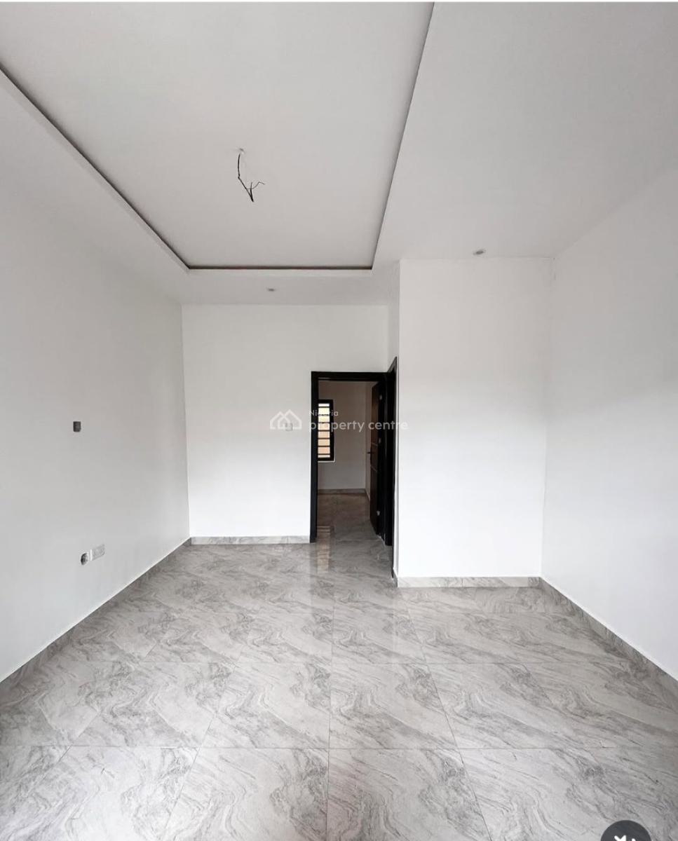 2 Bedroom Apartment, Ologolo, Lekki, Lagos, Flat / Apartment for Rent