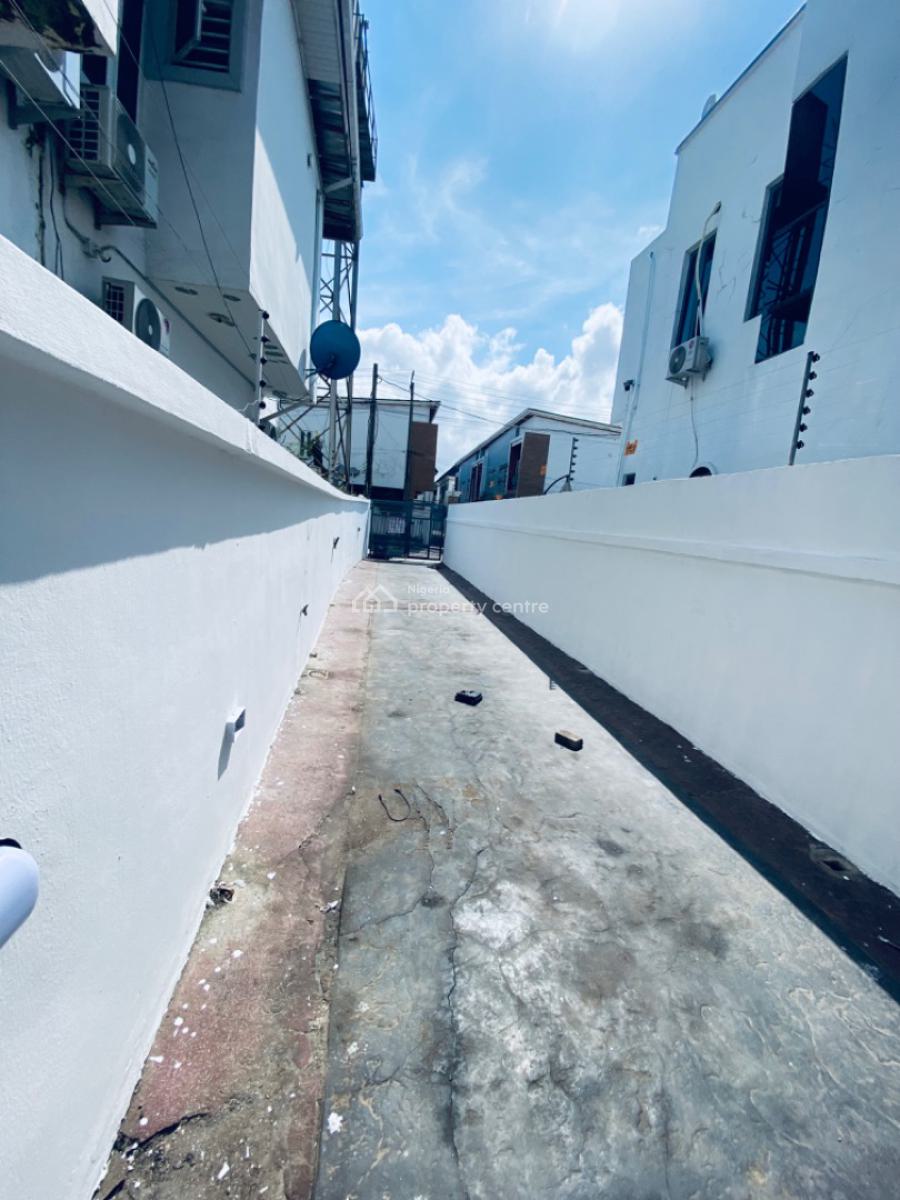 Spacious 4 Bedrooms Semi Detached Duplex with Bq, Orchid, Lekki Phase 2, Lekki, Lagos, Semi-detached Duplex for Rent