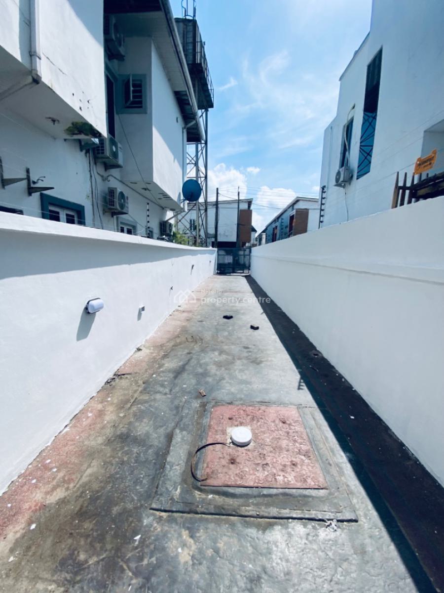 Spacious 4 Bedrooms Semi Detached Duplex with Bq, Orchid, Lekki Phase 2, Lekki, Lagos, Semi-detached Duplex for Rent