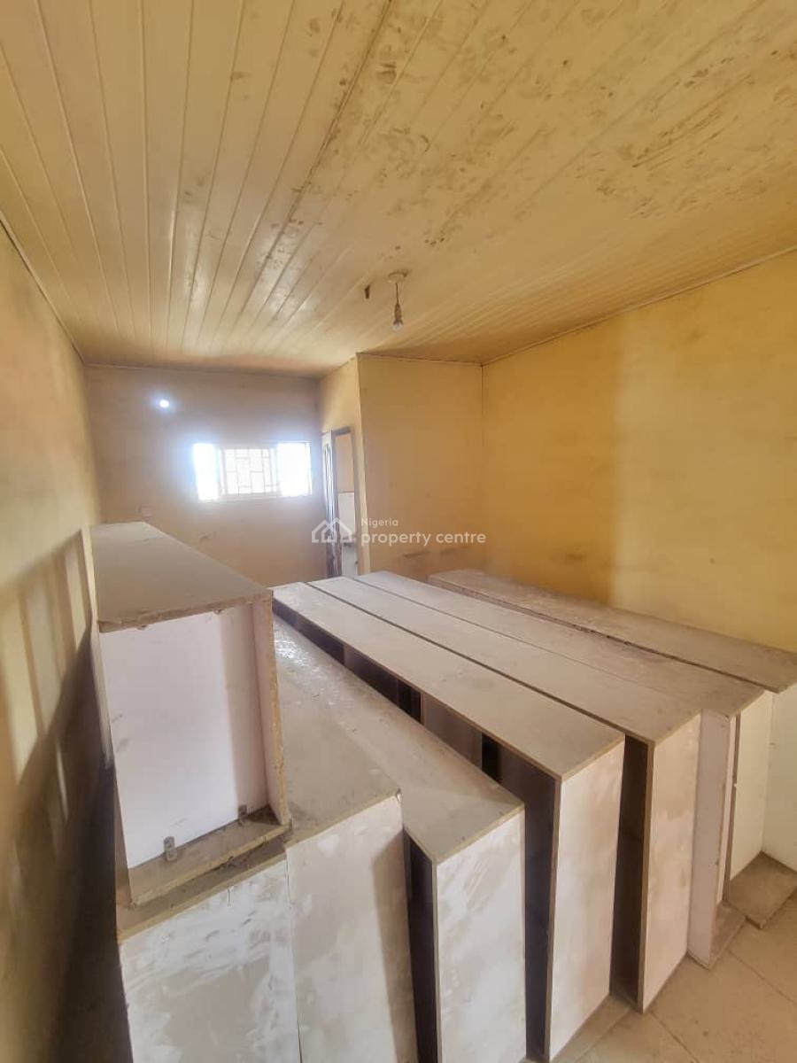 a Spacious Shop, Ajah Roundabout, Ajah, Lagos, Shop for Rent