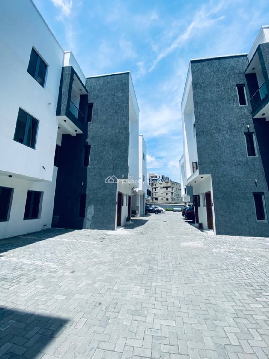 Bran New 4 Bedrooms Semi Detached Duplex with Bq, Lekki Phase 1, Lekki, Lagos, Semi-detached Duplex for Rent