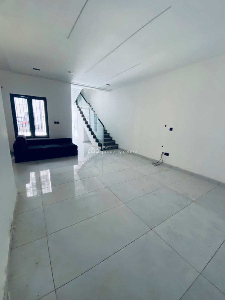 Bran New 4 Bedrooms Semi Detached Duplex with Bq, Lekki Phase 1, Lekki, Lagos, Semi-detached Duplex for Rent