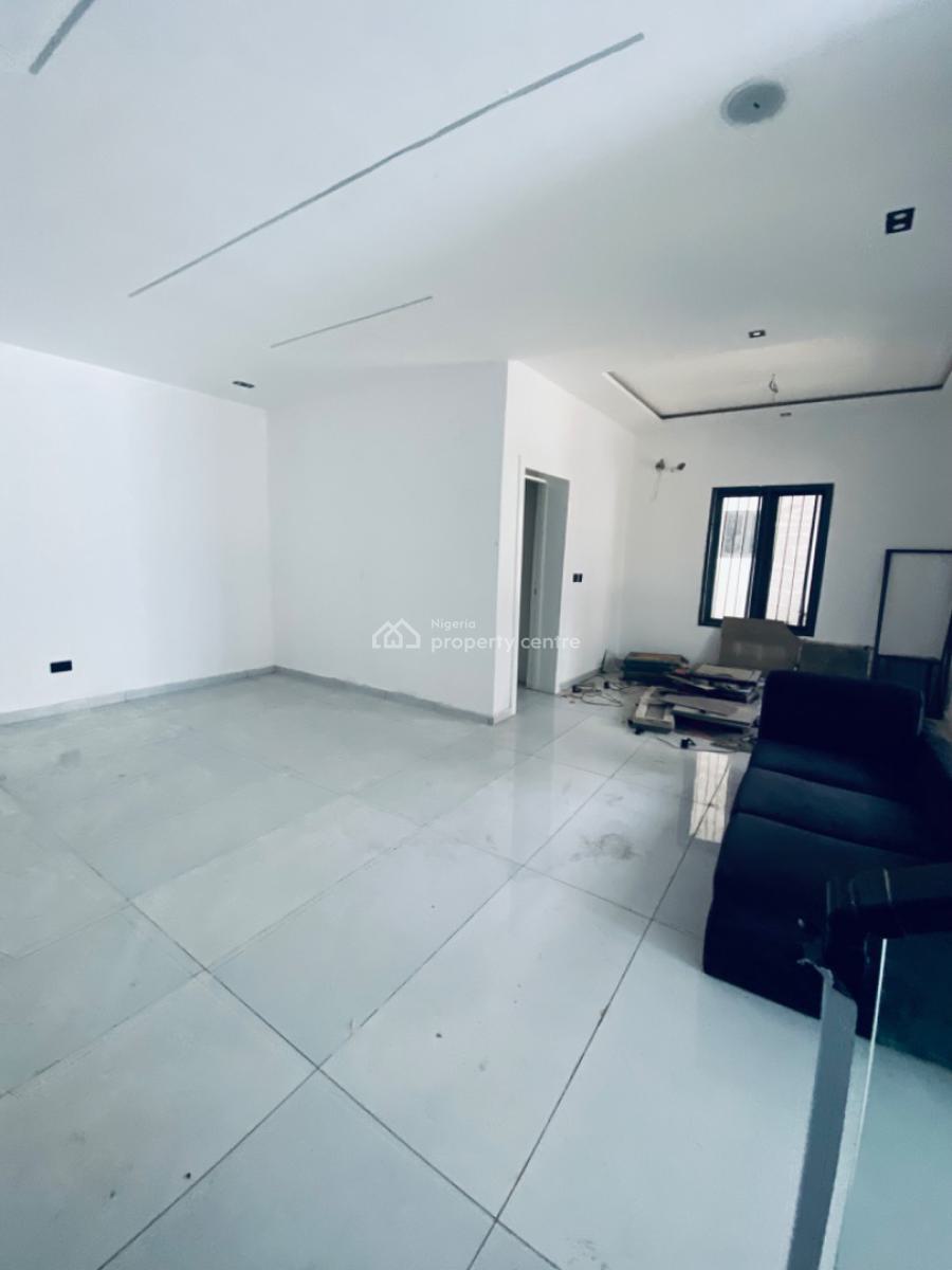 Bran New 4 Bedrooms Semi Detached Duplex with Bq, Lekki Phase 1, Lekki, Lagos, Semi-detached Duplex for Rent