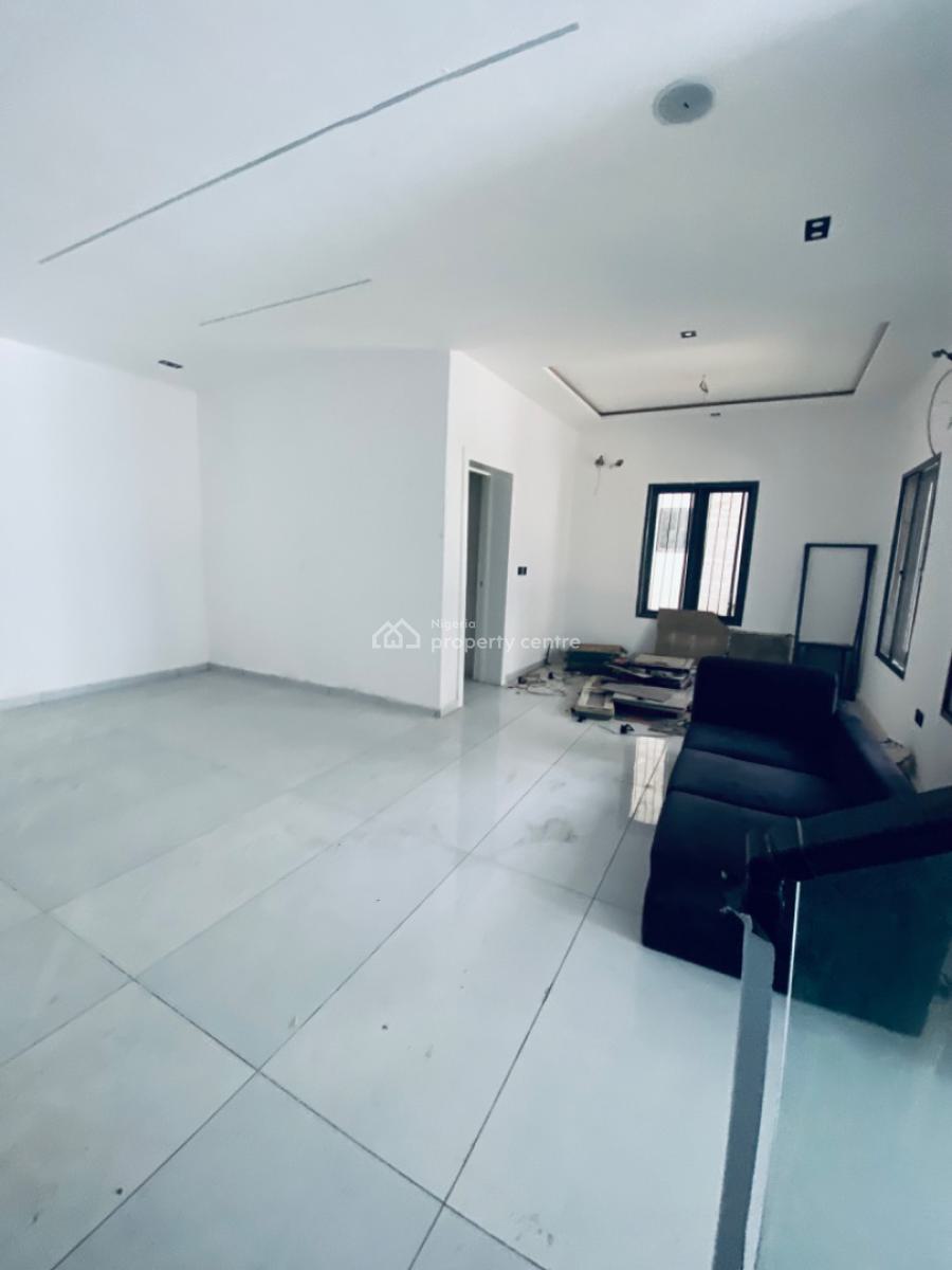 Bran New 4 Bedrooms Semi Detached Duplex with Bq, Lekki Phase 1, Lekki, Lagos, Semi-detached Duplex for Rent