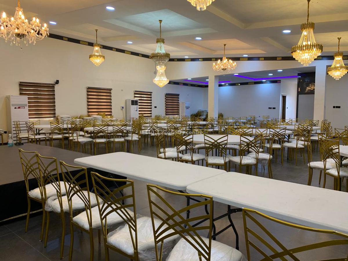 Luxury Hall, Akeran Road, Magboro, Ogun, Hall for Rent