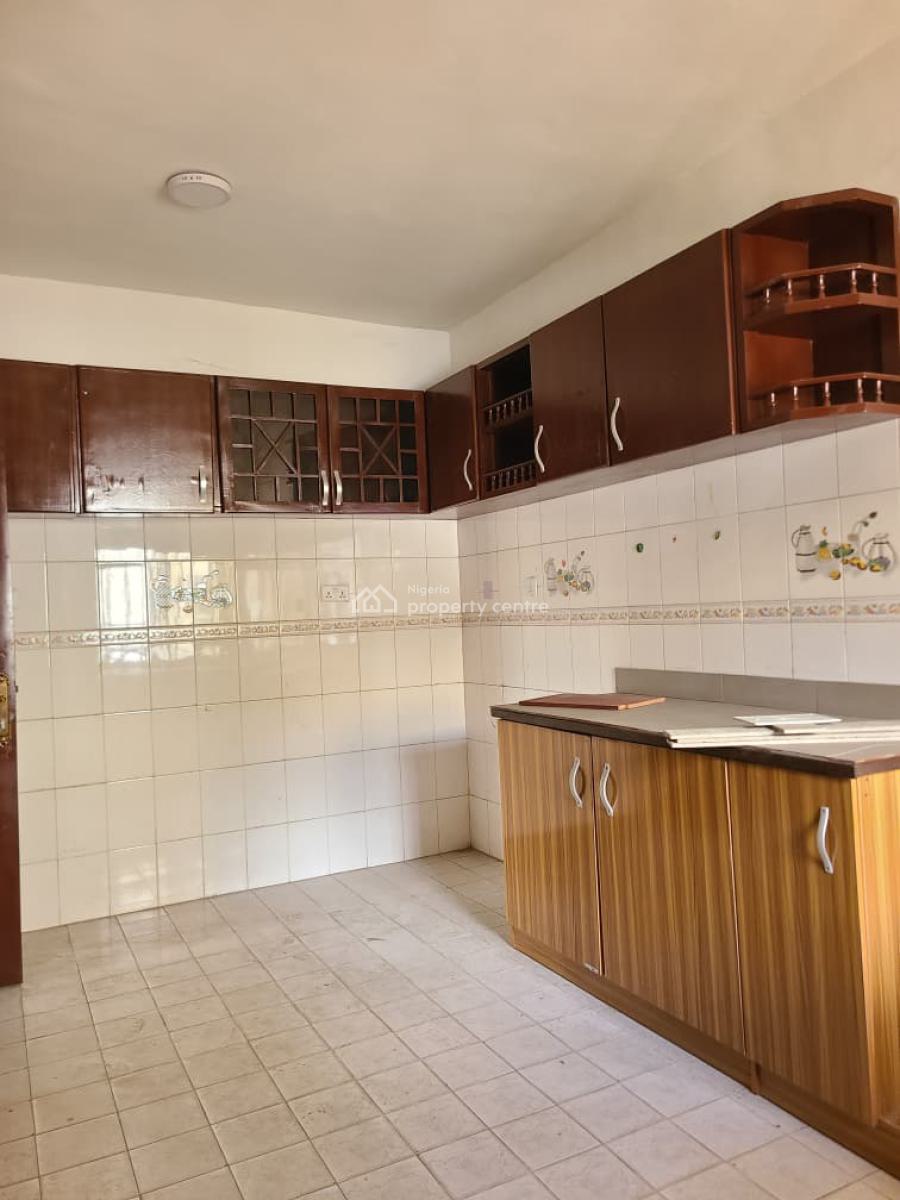 Super Spacious Shared Apartment, Agungi, Lekki, Lagos, Flat / Apartment for Rent