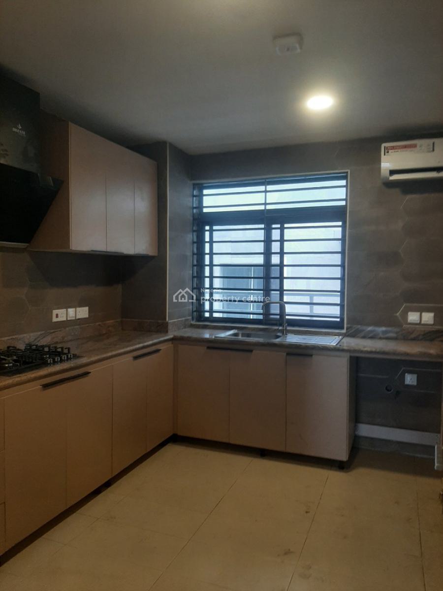 Serviced with 24/7 Power Supply 3 Bedroom En-suite Maisonette with Fit, Victoria Island (vi), Lagos, Flat / Apartment for Rent