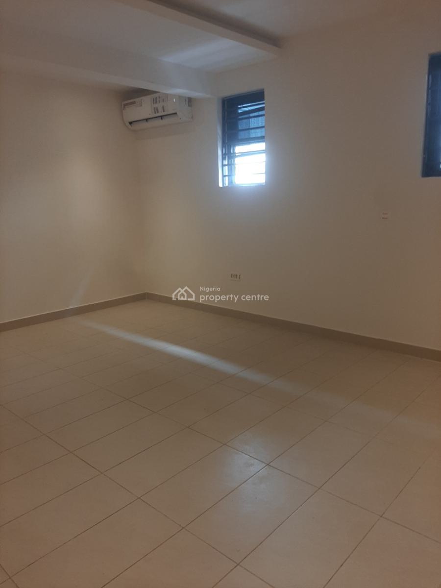 Serviced with 24/7 Power Supply 3 Bedroom En-suite Maisonette, Oniru, Victoria Island (vi), Lagos, Flat / Apartment for Rent