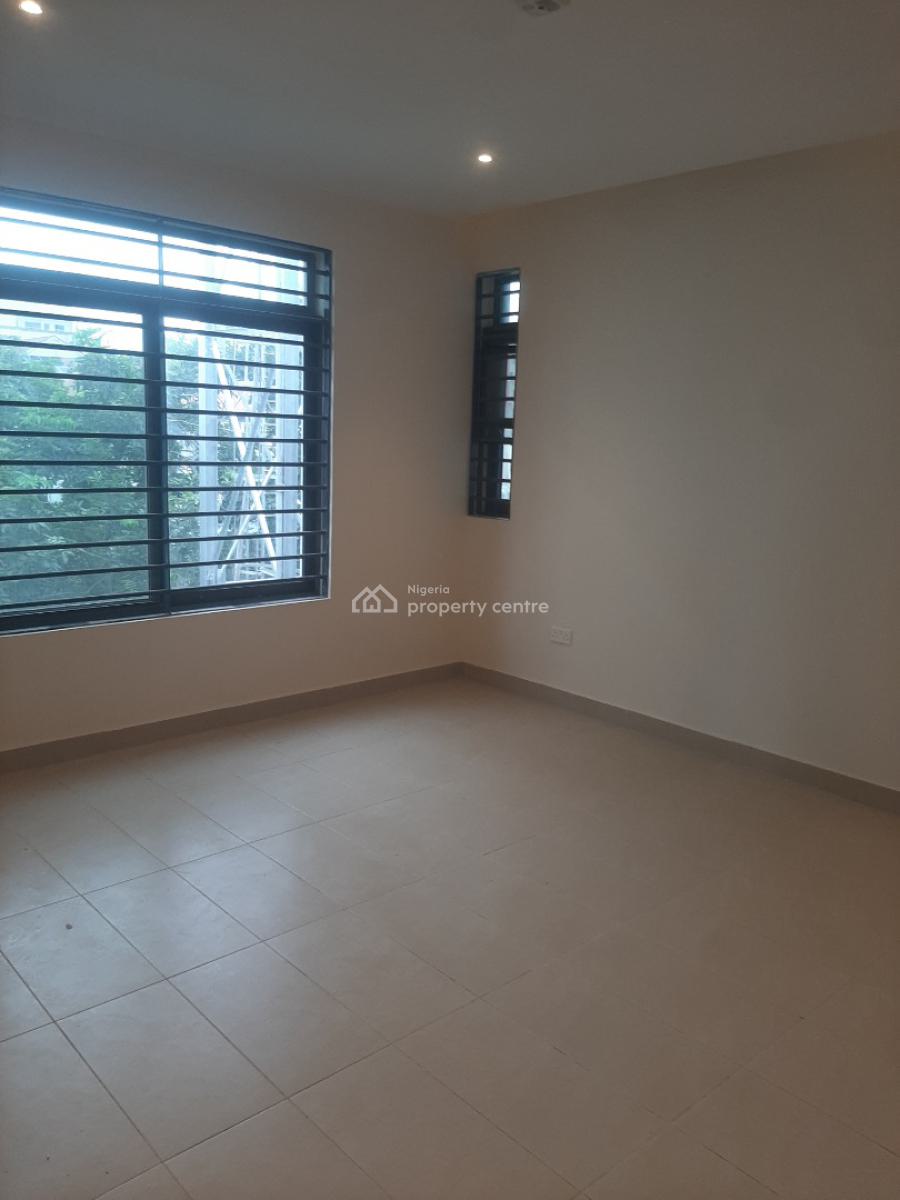 Serviced with 24/7 Power Supply 3 Bedroom En-suite Maisonette with Fit, Victoria Island (vi), Lagos, Flat / Apartment for Rent
