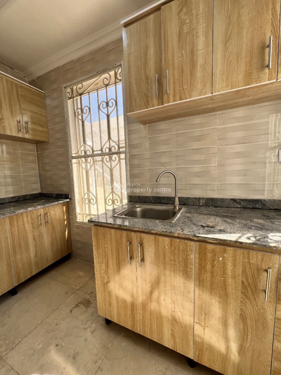 Spacious 1 Bedroom Apartment, Lekki Phase 1, Lekki, Lagos, Mini Flat (room and Parlour) for Rent