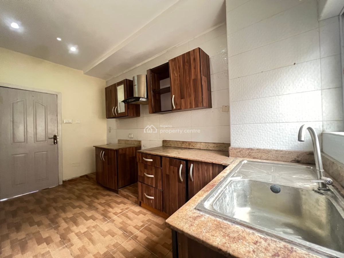 Sharp 3 Bedroom Apartment with Bq, Atlantic View Estate, New Road, Lekki, Lagos, Flat / Apartment for Rent