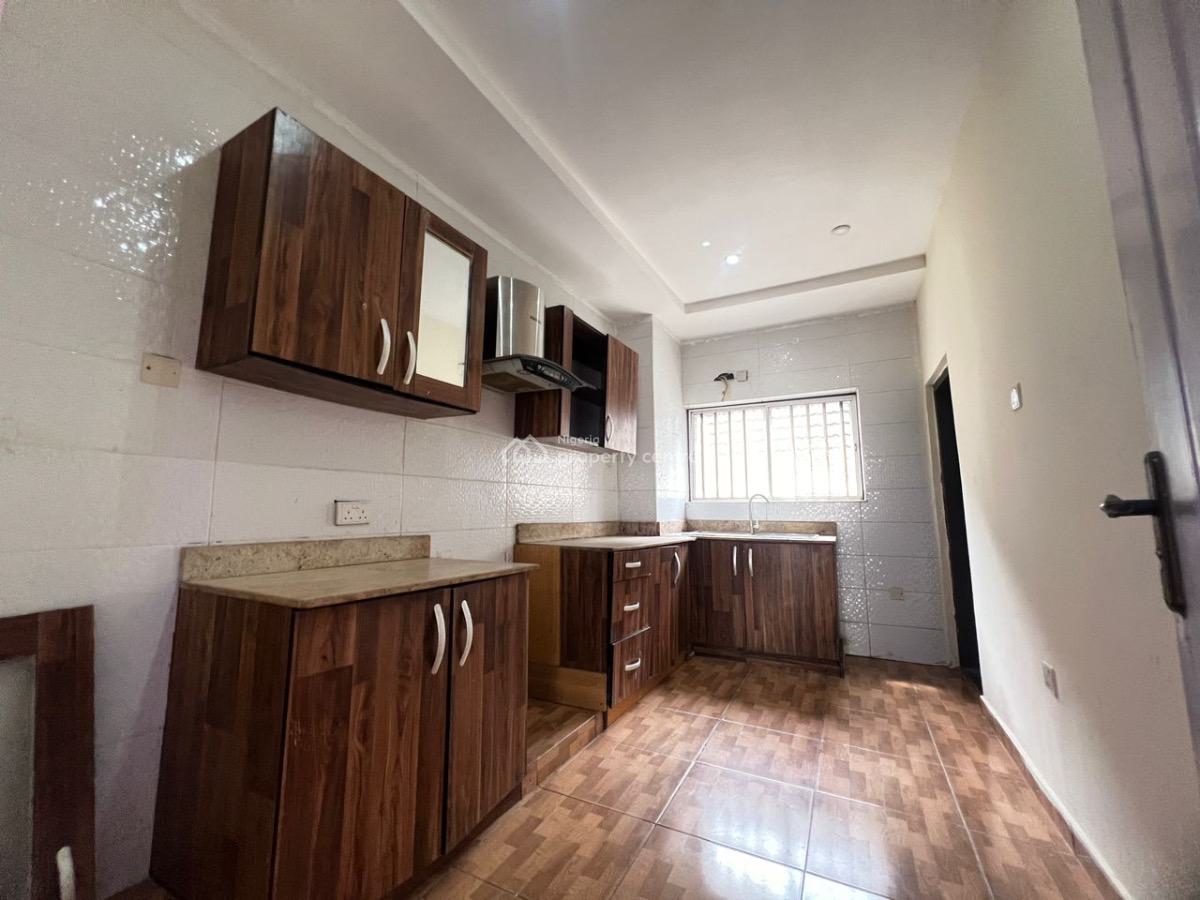 Sharp 3 Bedroom Apartment with Bq, Atlantic View Estate, New Road, Lekki, Lagos, Flat / Apartment for Rent