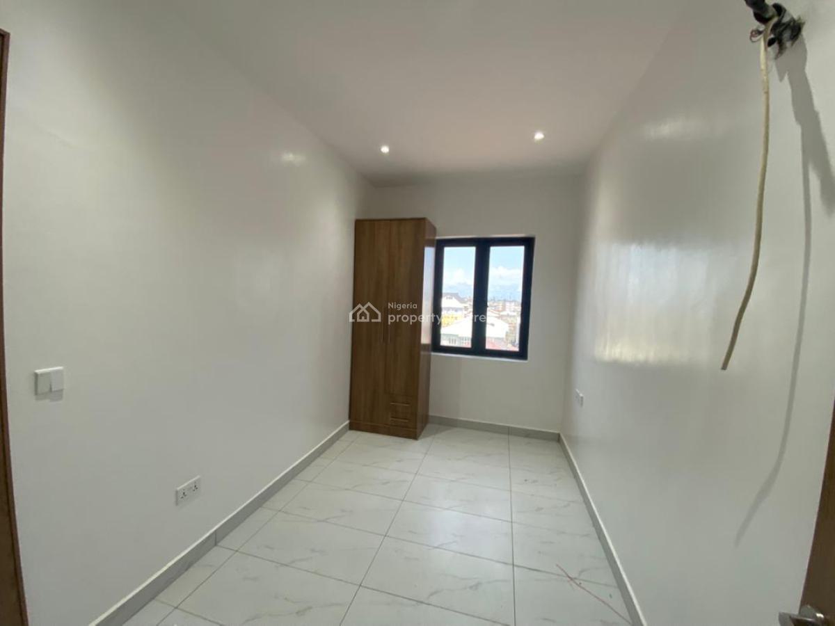 Brand New 3 Bedrooms Serviced Flat, Plus Bq, Yaba, Lagos, Flat / Apartment for Sale