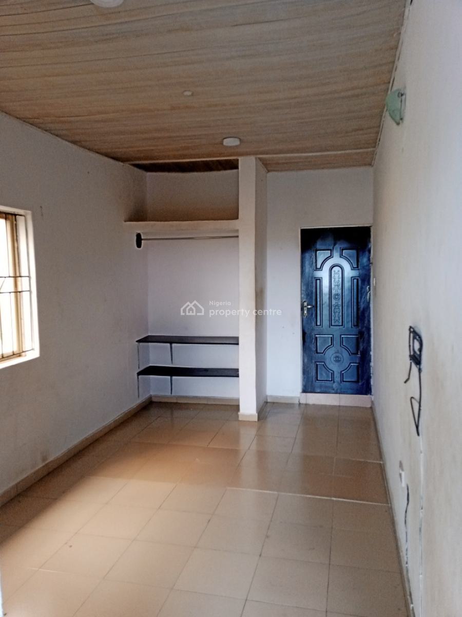 Decent 2 Bedroom Flat Apartment, Magodo Phase 1, Gra Phase 1, Magodo, Lagos, Flat / Apartment for Rent