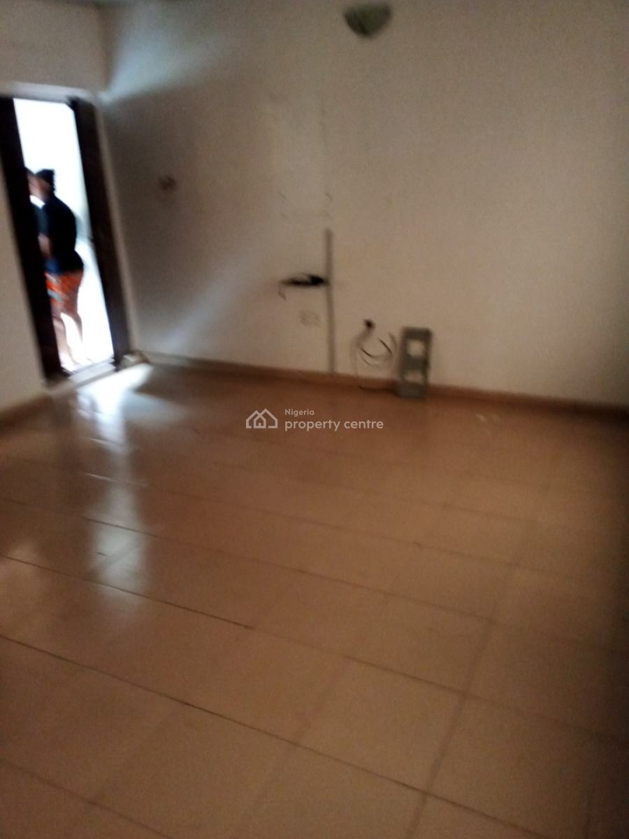 Decent 2 Bedroom Flat Apartment, Magodo Phase 1, Gra Phase 1, Magodo, Lagos, Flat / Apartment for Rent