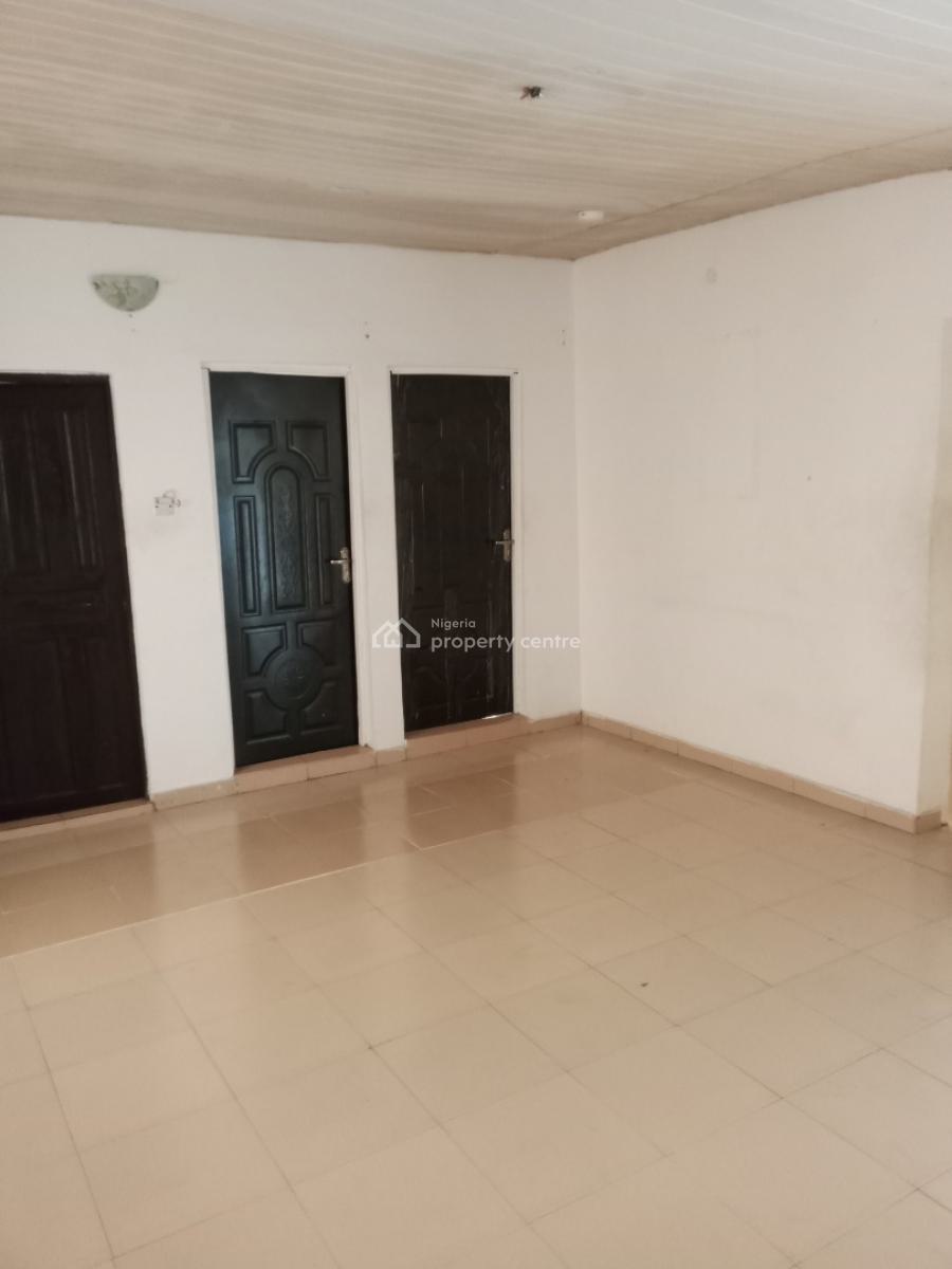 Decent 2 Bedroom Flat Apartment, Magodo Phase 1, Gra Phase 1, Magodo, Lagos, Flat / Apartment for Rent