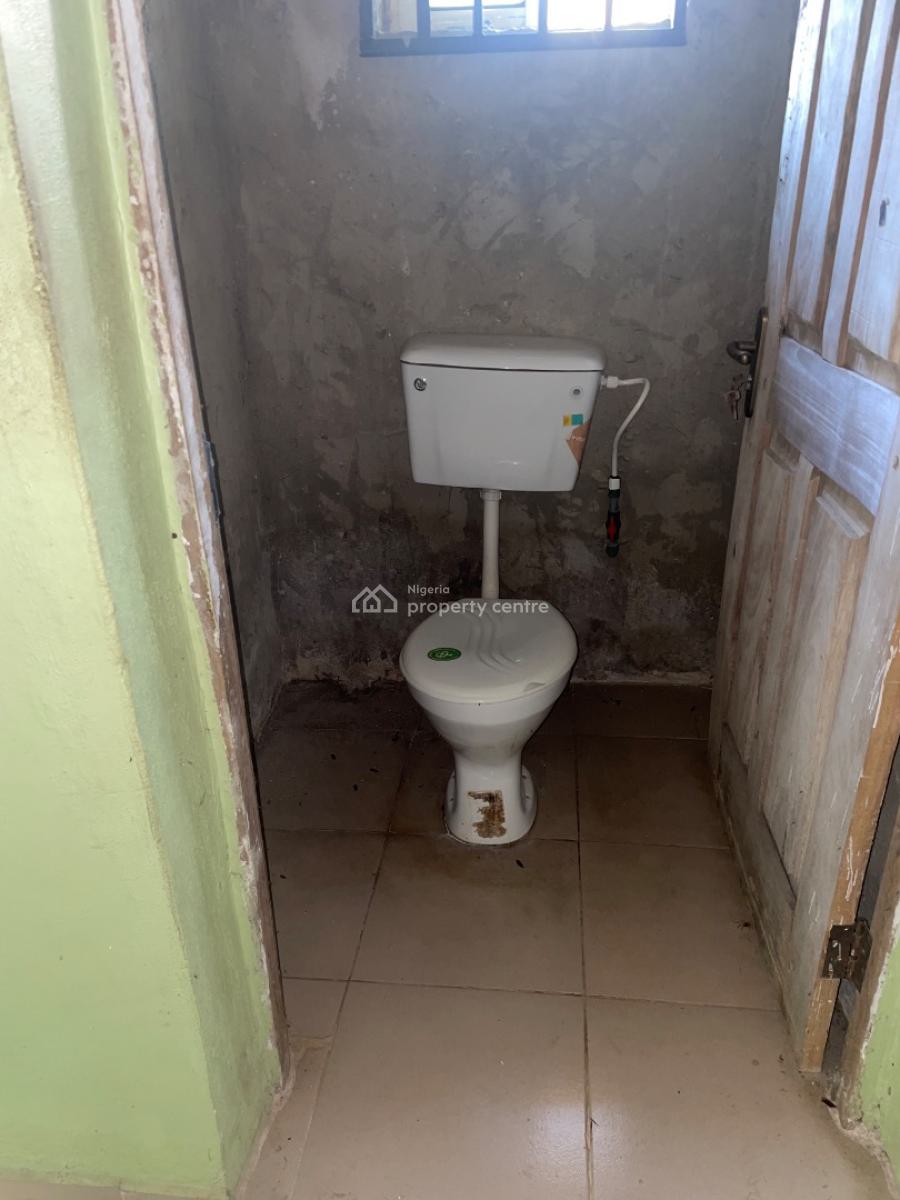 Spacious 2 Bedroom Flat, Oreta Road, Igbogbo, Ikorodu, Lagos, Flat / Apartment for Rent