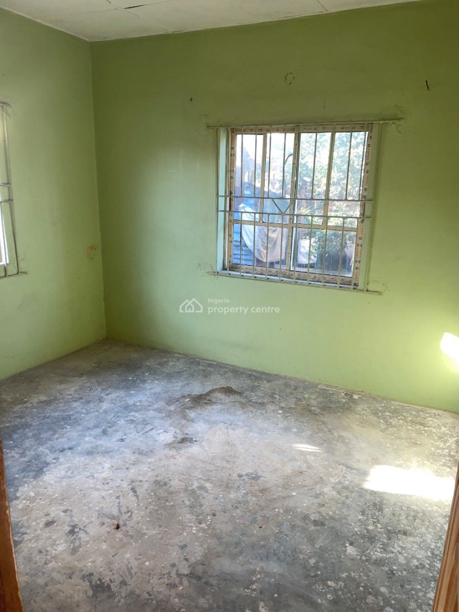 Spacious 2 Bedroom Flat, Oreta Road, Igbogbo, Ikorodu, Lagos, Flat / Apartment for Rent
