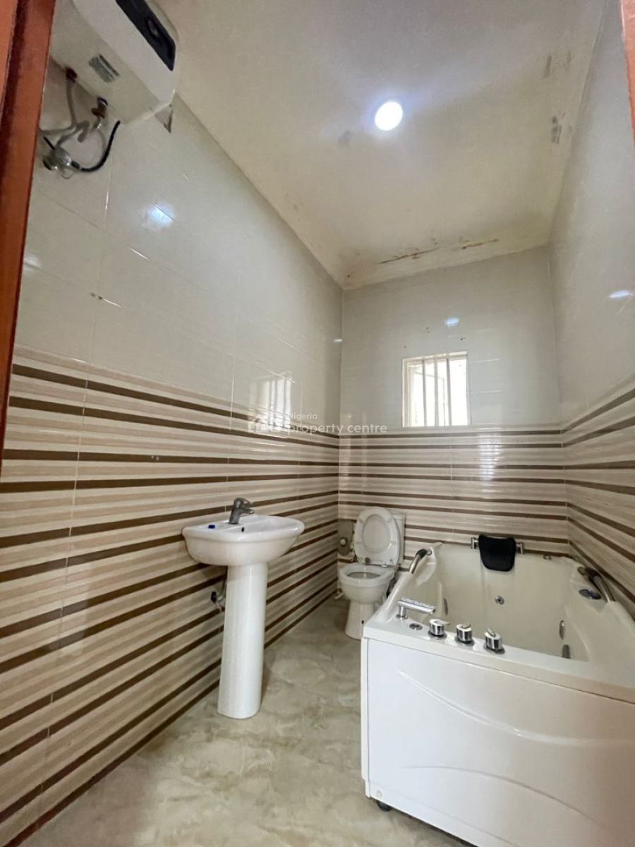 Classic Masters Bedroom with Balcony, New Road, Lekki, Lagos, House for Rent