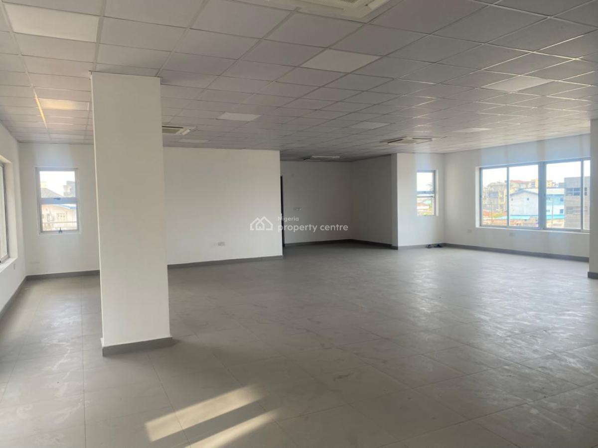 Newly Built Office Block in Yaba 1500 Sqm, Yaba, Lagos, Office Space for Rent