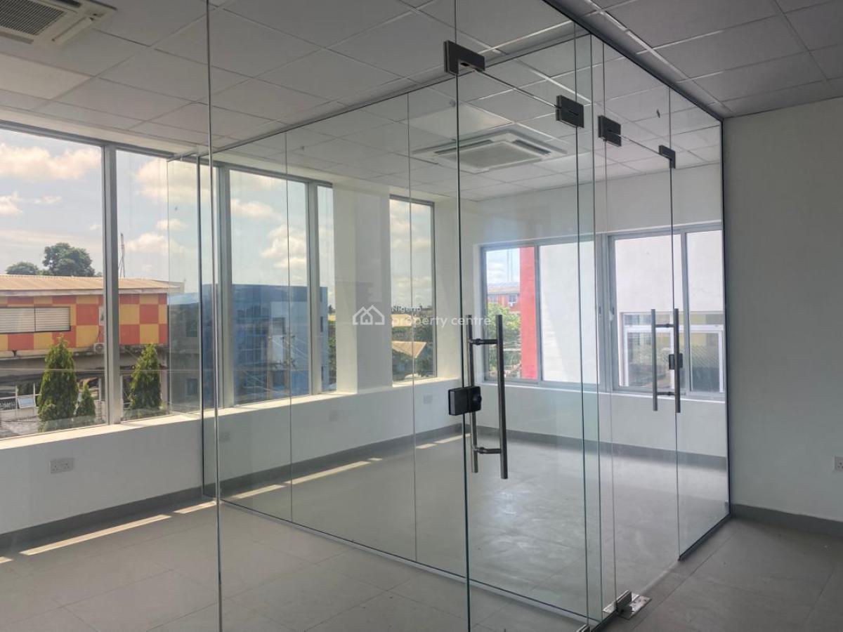 Newly Built Office Block in Yaba 1500 Sqm, Yaba, Lagos, Office Space for Rent