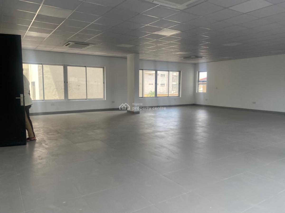 Newly Built Office Block in Yaba 1500 Sqm, Yaba, Lagos, Office Space for Rent