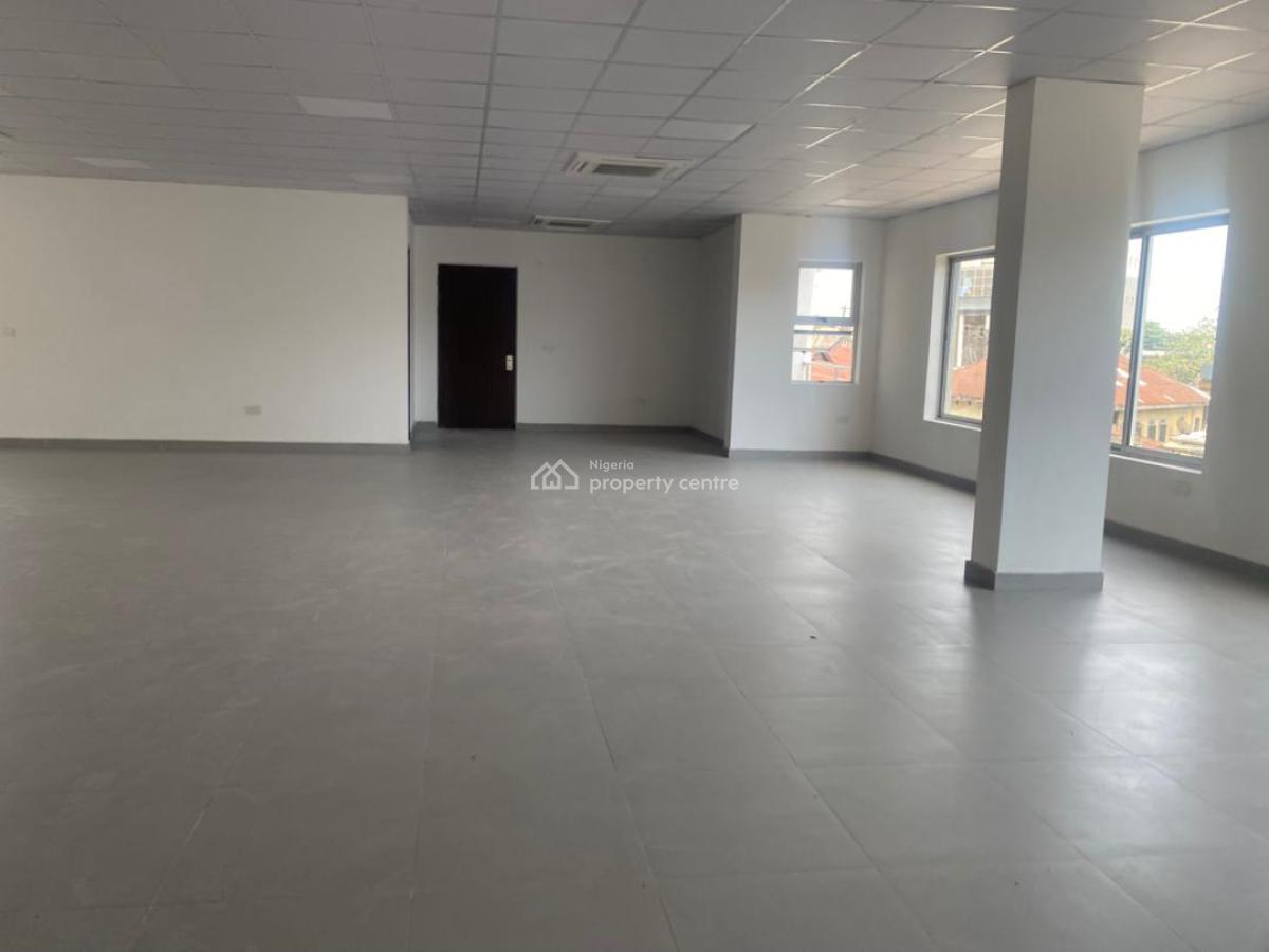 Newly Built Office Block in Yaba 1500 Sqm, Yaba, Lagos, Office Space for Rent