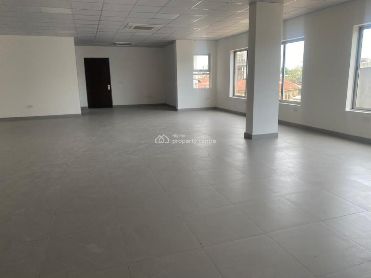 Newly Built Office Block in Yaba 1500 Sqm, Yaba, Lagos, Office Space for Rent