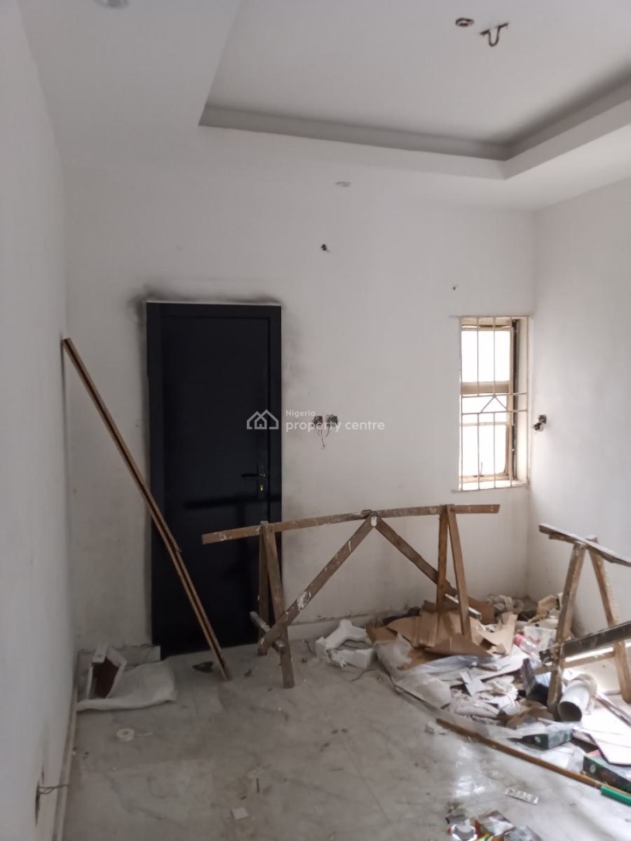 Lovely 3 Bedroom Flat Apartment, Gra Phase 1, Magodo, Lagos, Flat / Apartment for Rent