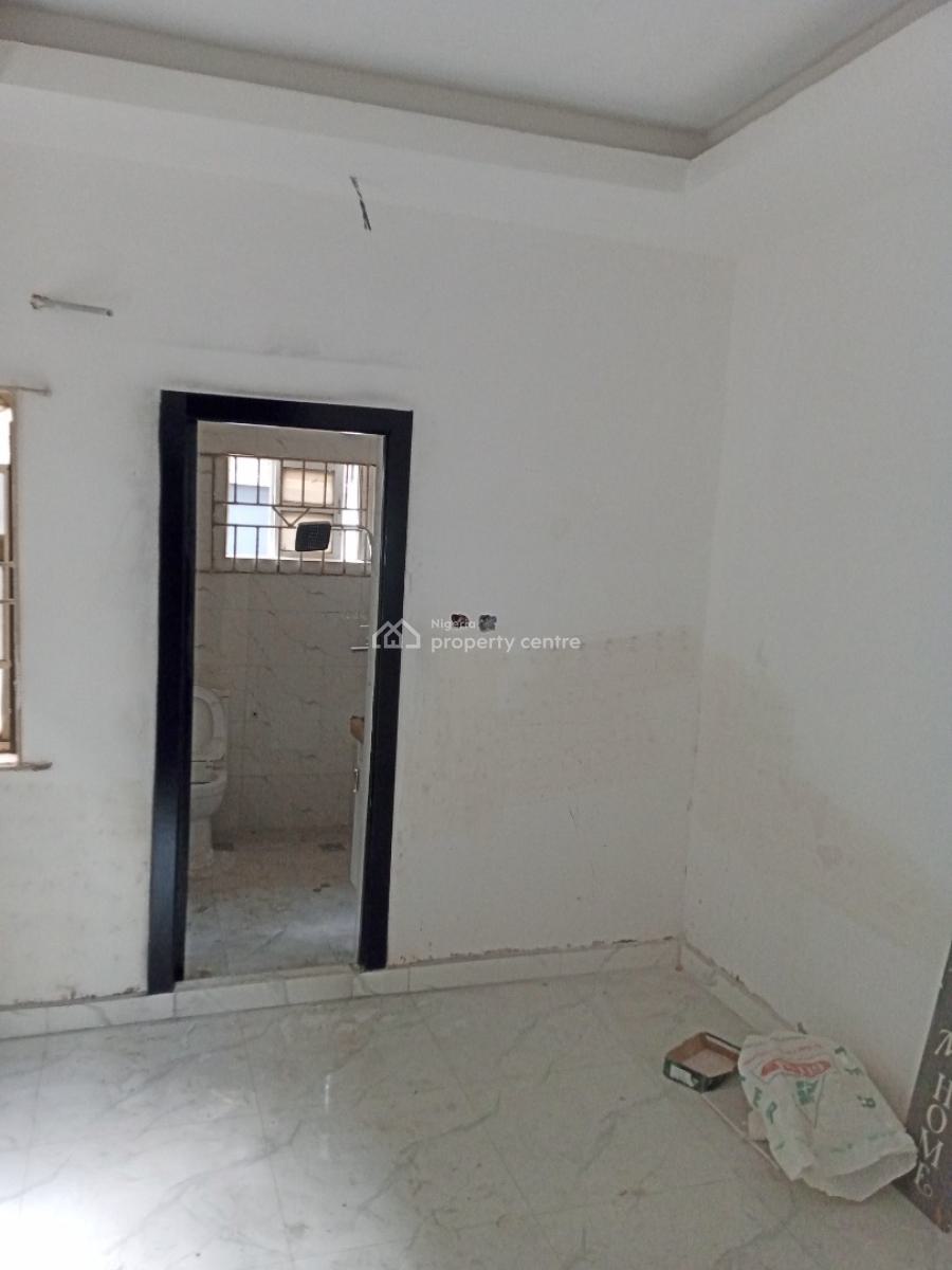 Lovely 3 Bedroom Flat Apartment, Gra Phase 1, Magodo, Lagos, Flat / Apartment for Rent