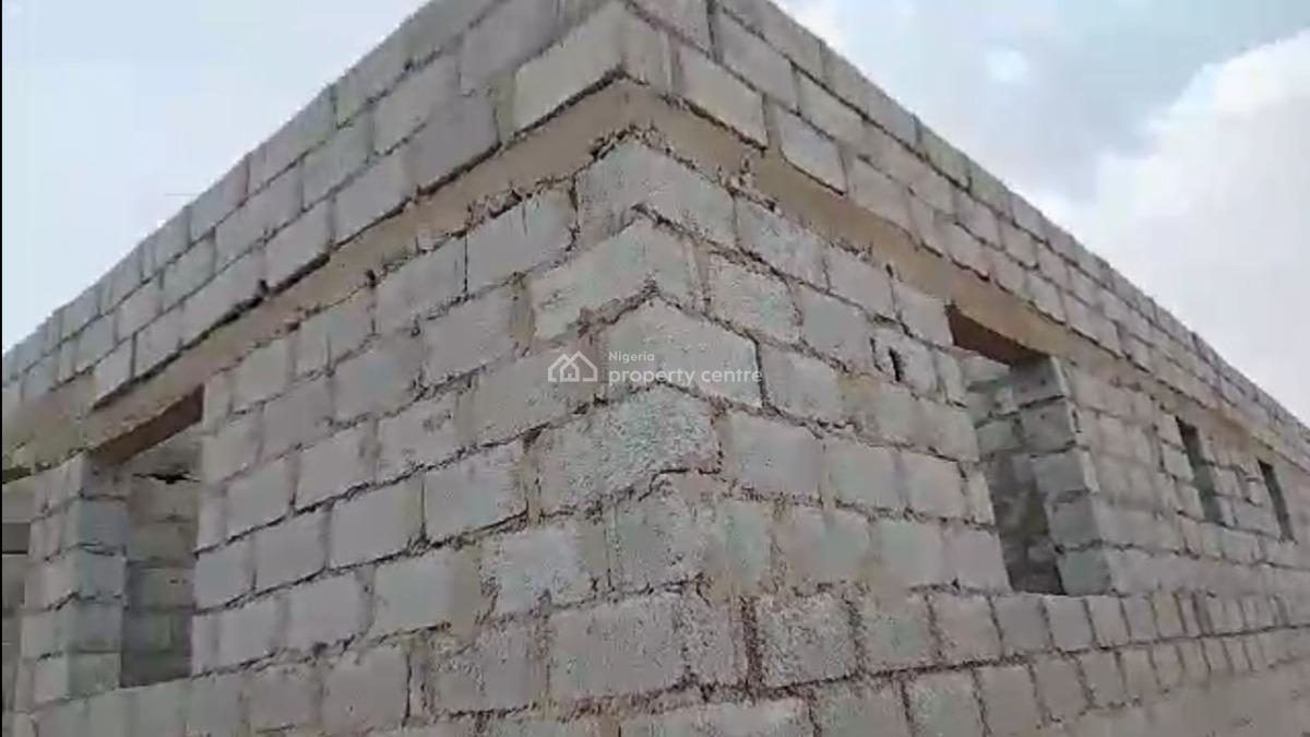 Massive 3 Bedroom Estate Bungalow, Dagbana, Phase 5, Jikwoyi, Abuja, Detached Bungalow for Sale